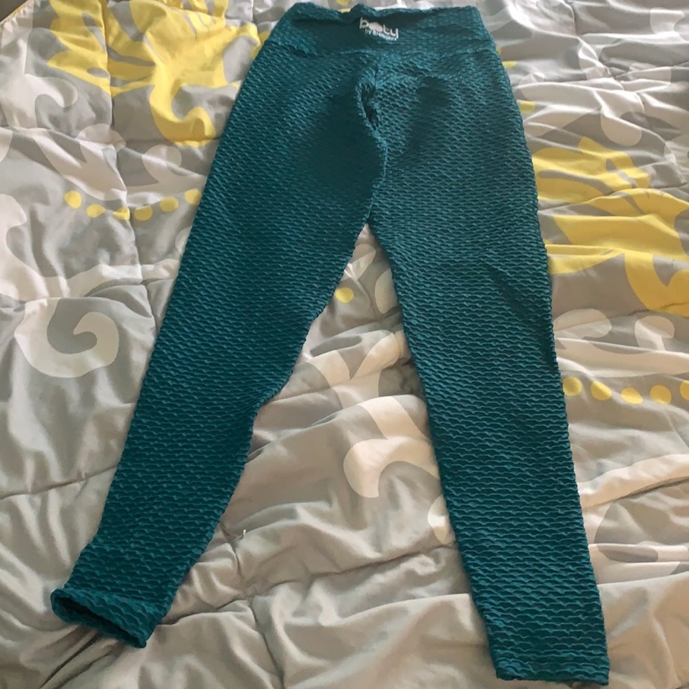 Turquoise croco skin leggings